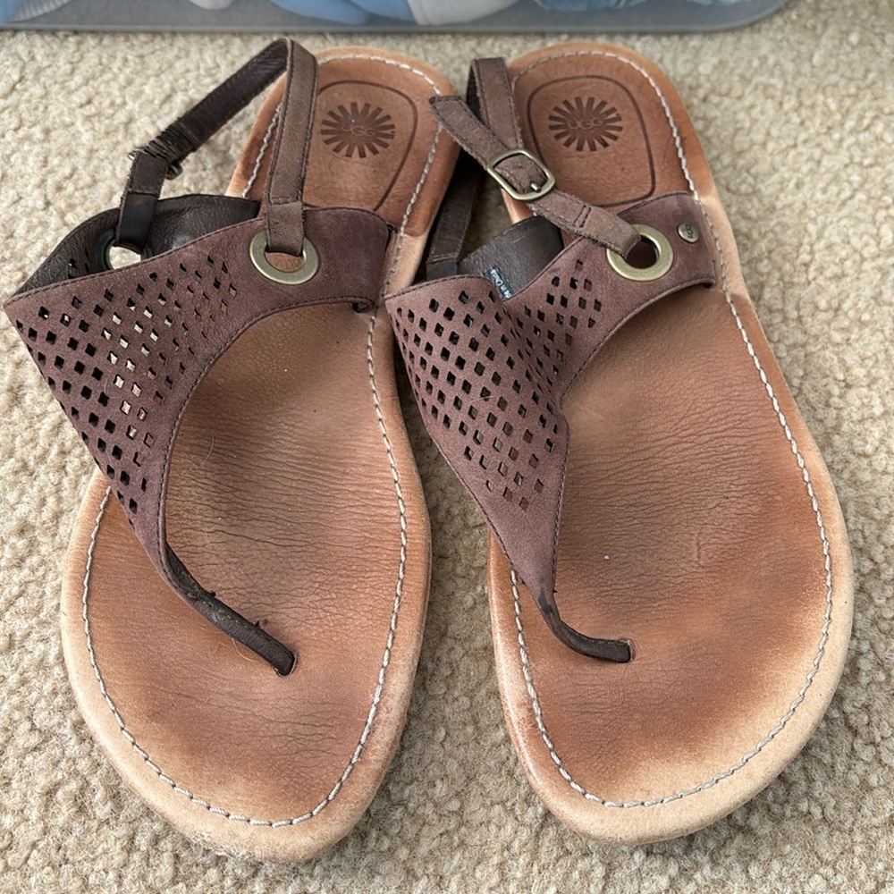 COPY - Ugg sandals